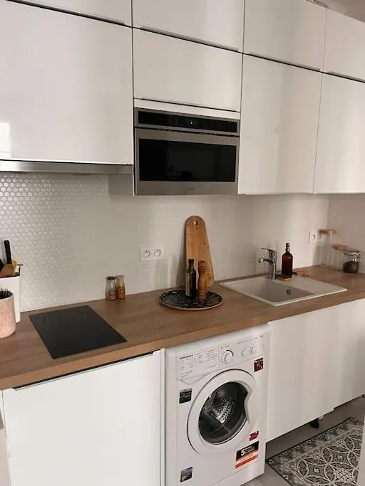 Moderne Montmartre 2 A 4p شقة باريس