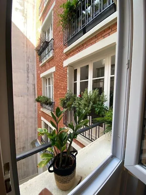 Moderne Montmartre 2 A 4p Apartment Paris